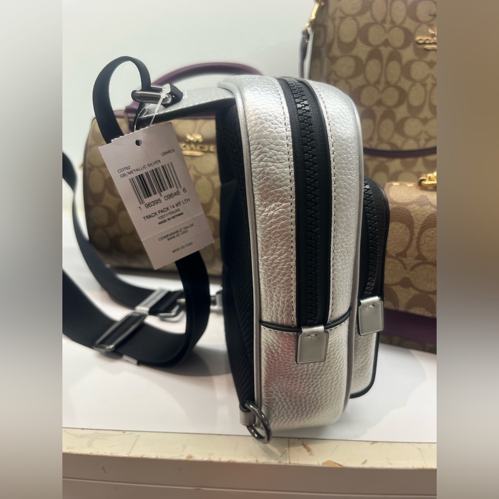 NWT Coach Outlet Track Pack 14 - Picture 6 of 9